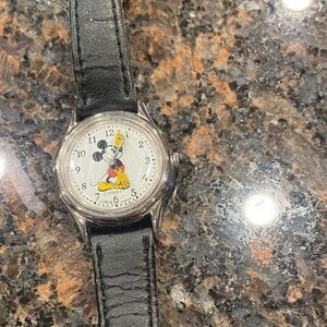 Vintage Disney Mickey Mouse Watch